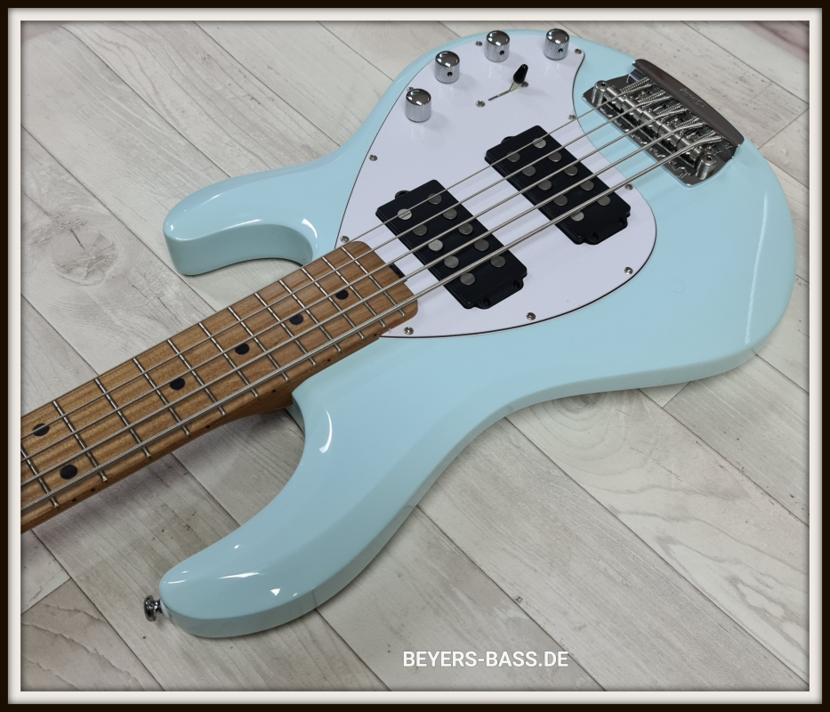 Sterling by Music Man StingRay Ray35 HH Roasted Maple, Daphne Blue